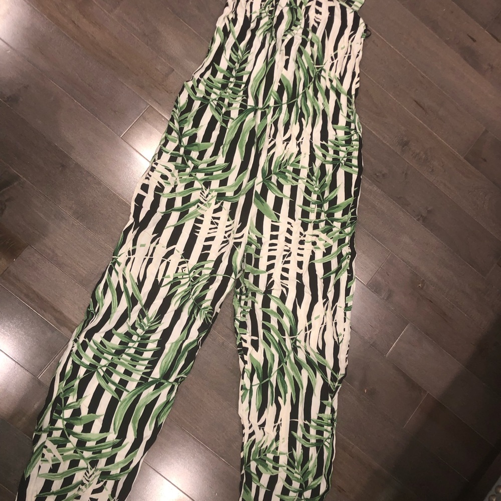 Tropical Zara Jumpsuit - Picture 5 of 6
